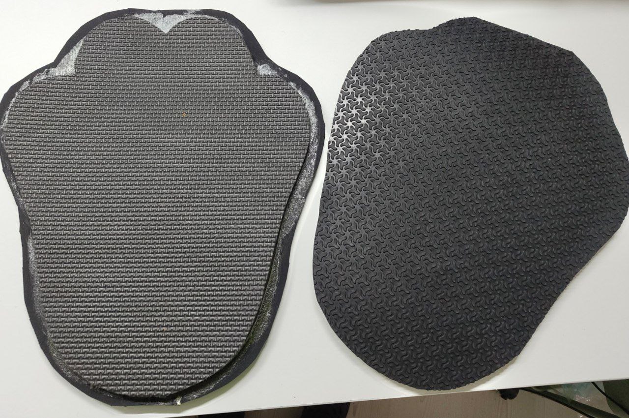 Outdoor feetpaws with ani-slip rubber soles (WIP)